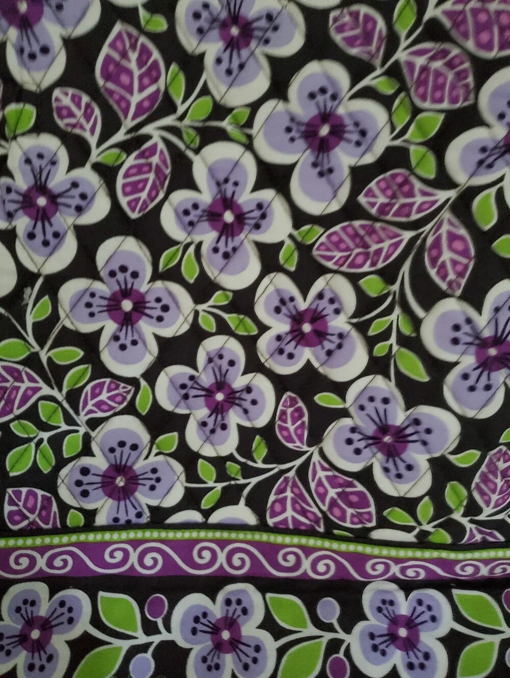Vera Bradley Quilted Retired Plum Petals Pattern Tote Bad 15
